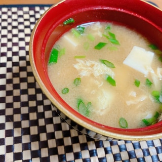 旨みとトロミのテクニック⭐豆腐と卵の味噌汁！